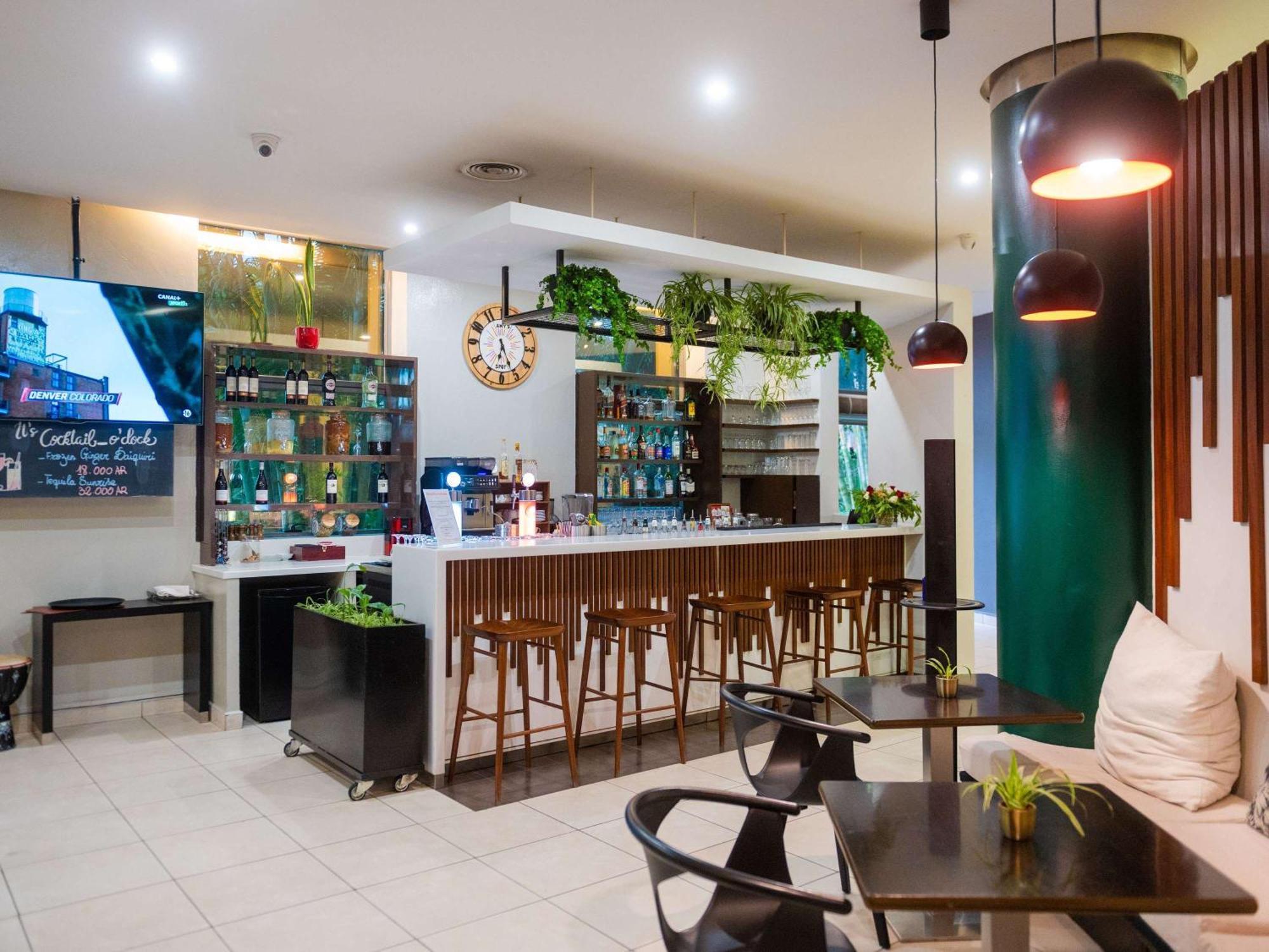 Ibis Antananarivo Ankorondrano Hotel Ngoại thất bức ảnh